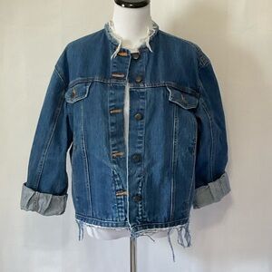 Vintage trucker style oversized denim jacket.  Size medium. Raw collar & hem.